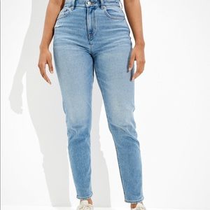 american eagle mom jeans